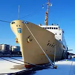 Laivahostel S/s Bore Hostel *