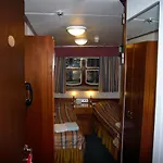Hostel Laivahostel S/s Bore *