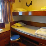 Laivahostel S/s Bore אכסניה *