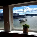 Hostel Laivahostel S/s Bore