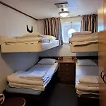 Hostel Laivahostel S/s Bore