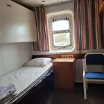 Laivahostel S/s Bore Hostel