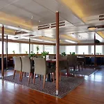 Laivahostel S/s Bore אכסניה *
