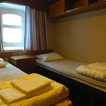 Laivahostel S/s Bore * 투르쿠