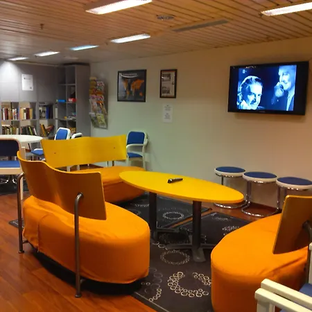 Laivahostel S/s Bore