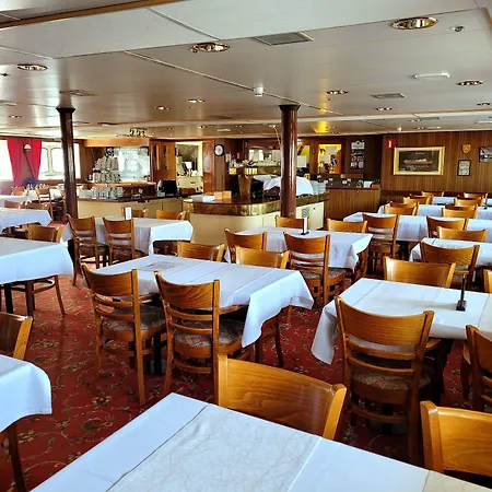 Laivahostel S/s Bore بيت شباب *