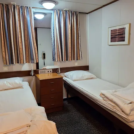 Laivahostel S/s Bore Vandrarhem