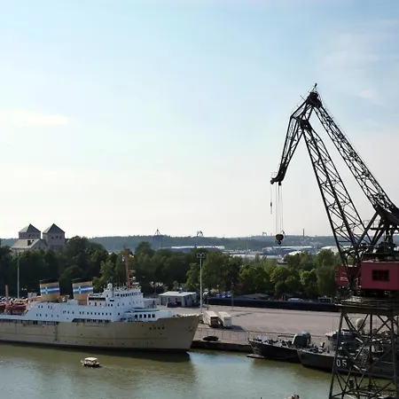 Laivahostel S/s Bore