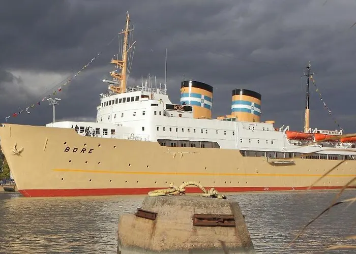Laivahostel S/s Bore * Турку