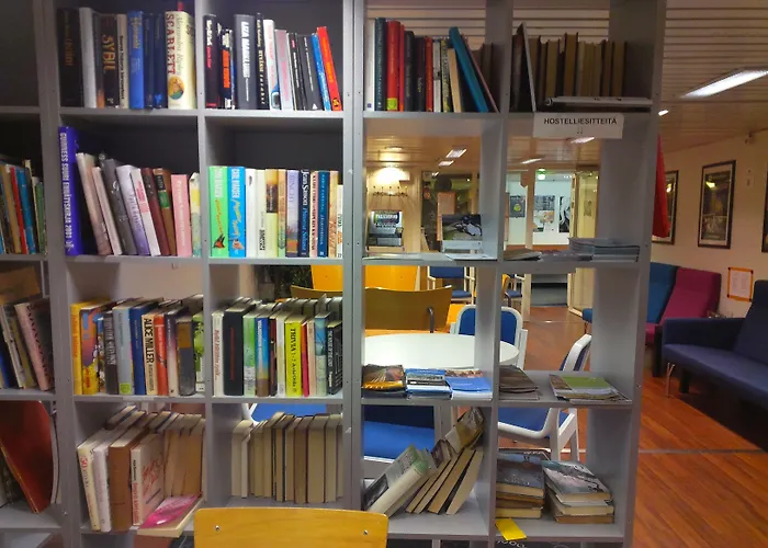 Хостел Laivahostel S/s Bore