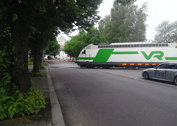 Хостел Laivahostel S/s Bore Турку